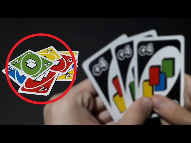 Cartas del juego UNO mostrando los colores rojo azul verde y amarillo con cartas de accion